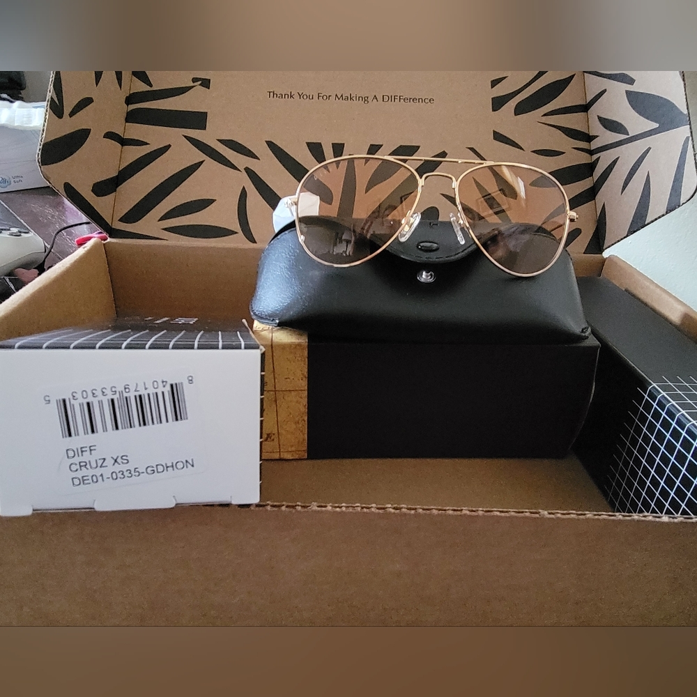DIFF Sunglasses